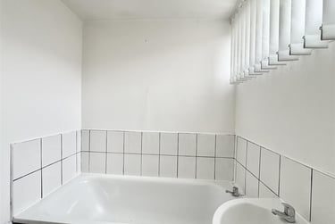 1 bed flat, Fairisle Close, Clifton, Nottingham, NG118QD - Image 6